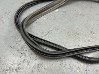 Уплотнение багажника A6 2012