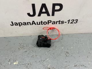 Активатор лючка бензобака Audi A4 2009 8K0862153F контрактная