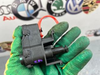 Активатор лючка бензобака Audi A4