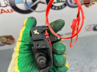 Активатор лючка бензобака A4 2009