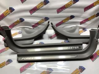 Накладки на пороги Subaru FORESTER контрактная Накладки на пороги Subaru FORESTER