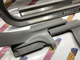 Накладки на пороги FORESTER SG5 EJ205