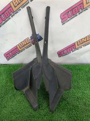 Уголок жабо Subaru Impreza 2012