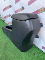 Подлокотник передний Forester 2013 SJ5 FB20