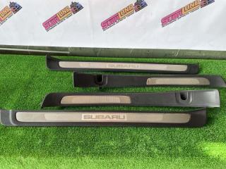 Накладки на пороги Subaru Legacy 2009 контрактная Накладки на пороги Subaru Legacy 2009