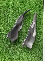 Уголок жабо Subaru Impreza 2009