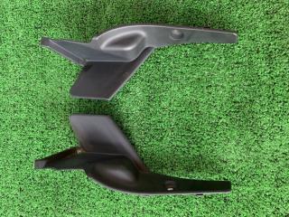 Уголок жабо Subaru Outback 2015