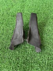 Уголок жабо Subaru Legacy 2010