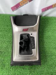 Пластик селектора передний Subaru Impreza 2009