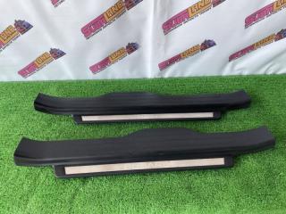 Накладки на пороги передние Subaru Outback 2017 контрактная Накладки на пороги передние Subaru Outback 2017