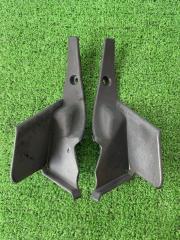 Уголок жабо Subaru Outback 2017