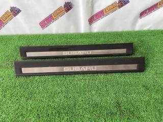 Накладки на пороги передние Subaru Outback 2010 контрактная Накладки на пороги передние Subaru Outback 2010