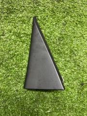 Фото запчасти уголок двери задний правый Subaru Impreza 2009 контрактная запчасть Запчасть уголок двери задний правый Subaru Impreza 2009