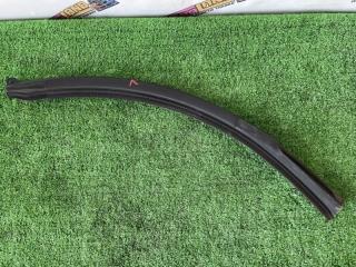 Уплотнительная резинка задняя правая Subaru Forester 2012