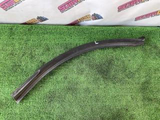 Уплотнительная резинка задняя левая Subaru Forester 2014