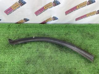 Уплотнительная резинка задняя правая Subaru Forester 2014