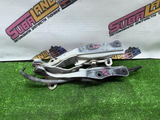 Петли капота Subaru Impreza 2011