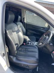 Запчасть сидения комплект Subaru Legacy 2011