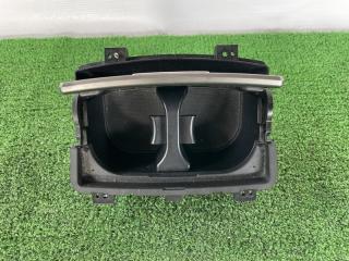 Подстаканник передний Subaru Outback 2011