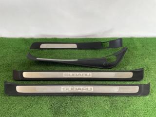 Накладки на пороги Subaru Legacy 2005 контрактная Накладки на пороги Subaru Legacy 2005