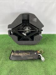 Домкрат Subaru Legacy 2005