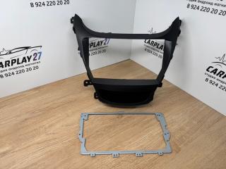 Запчасть переходная рамка магнитолы Hyundai Elantra 2014