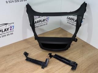 Запчасть переходная рамка магнитолы Hyundai Elantra 2013-2016