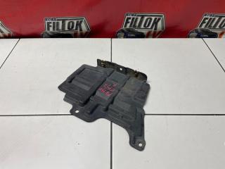 Запчасть защита двигателя правая NISSAN FUGA 2005