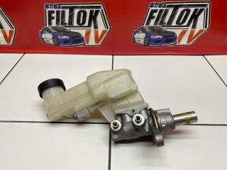 Главный тормозной цилиндр TOYOTA VITZ 2010