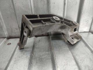 Крепление ТНВД Opel Vivaro A 2004