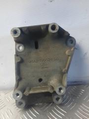 Запчасть кронштейн компрессора кондиционера Ford Focus 2003