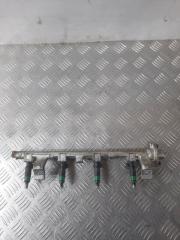 Фото запчасти топливная рампа Ford Focus 2007 Б/У запчасть Запчасть топливная рампа Ford Focus 2007