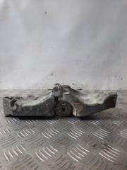 Фото запчасти кронштейн генератора Renault Scenic 2007 контрактная запчасть Запчасть кронштейн генератора Renault Scenic 2007