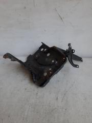 Фото запчасти полка аккумулятора Toyota Yaris 2008 контрактная запчасть Запчасть полка аккумулятора Toyota Yaris 2008