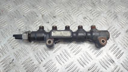 Фото запчасти топливная рампа Ford Focus 2011 контрактная запчасть Запчасть топливная рампа Ford Focus 2011