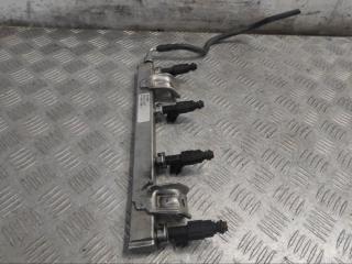 Фото запчасти топливная рампа Ford Focus 2006 Б/У запчасть Запчасть топливная рампа Ford Focus 2006