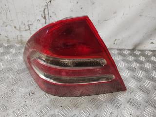 Фонарь задний левый Mercedes-Benz C-Class 2003 Б/У Фонарь задний левый Mercedes-Benz C-Class 2003
