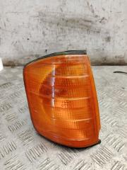 Запчасть повторитель передний правый правый Mercedes-Benz 190 1987