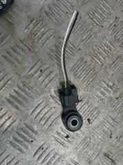 Фото запчасти датчик детонации Toyota Yaris 2004 Б/У запчасть Запчасть датчик детонации Toyota Yaris 2004