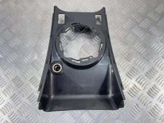 Запчасть накладка центральной консоли Mazda CX-7 2008