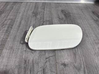 Фото запчасти лючок бензобака Porsche Cayenne 2006 контрактная запчасть Запчасть лючок бензобака Porsche Cayenne 2006