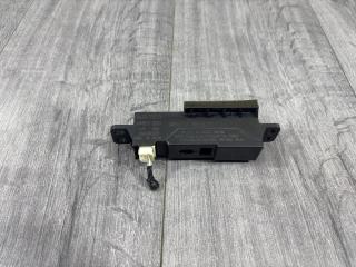 Фото запчасти ионизатор Toyota Alphard 2008.10 контрактная запчасть Запчасть ионизатор Toyota Alphard 2008.10