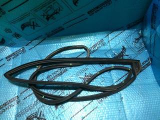 Уплотнитель двери TOYOTA Land Cruiser (150)-Prado 2009> 2012