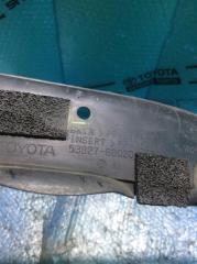 Пыльник крыла правый Lexus LX570 2017