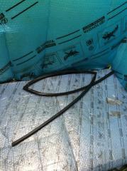 Уплотнитель стекла двери TOYOTA RAV 4 2006-2013 2010