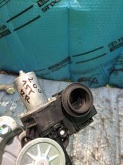 Мотор стеклоподъемника задний правый TOYOTA LAND CRUISER 200 2015