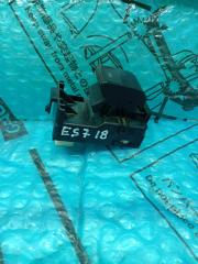 Кнопка стеклоподъемника LEXUS ES 6 2012 Б/У Кнопка стеклоподъемника LEXUS ES 6 2012