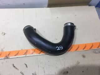 Патрубок интеркулера правый TOYOTA Land Cruiser 2016