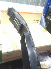 Решетка в бампер передняя L7 2023 Решетка в бампер передняя L7 2023