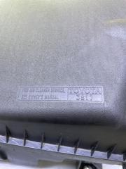 Корпус воздушного фильтра LX570 2016-2021 URJ202 3UR-FE 5.7 Корпус воздушного фильтра LX570 2016-2021 URJ202 3UR-FE 5.7